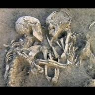 skeletons-embrace192x192.jpg skeletons-embrace192x192.jpg
